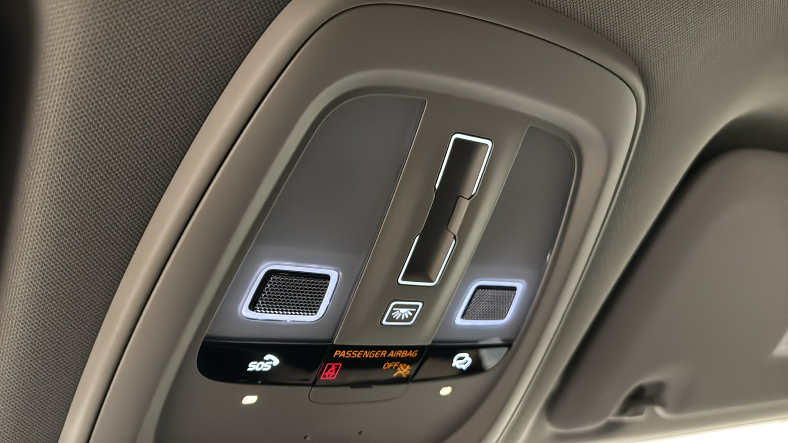 New 2027 Volvo XC60 T8 Plus AWD/4WD image 20