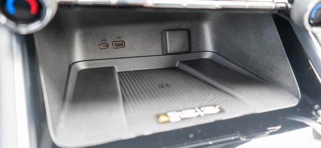 Used 2025 Chevrolet Traverse High Country image 32