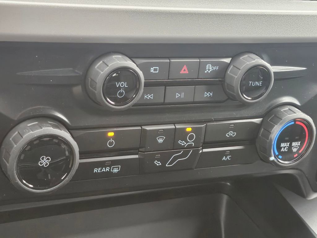 New 2026 Ford F250 XLT w/ 360-Degree Camera Package image 16