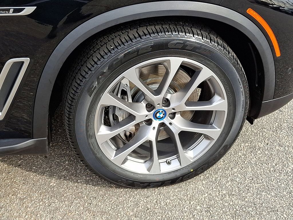Used 2023 BMW X5 xDrive45e AWD/4WD image 8