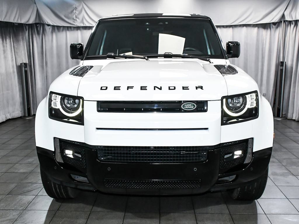 Used 2023 Land Rover Defender 90 X-Dynamic SE AWD/4WD image 2