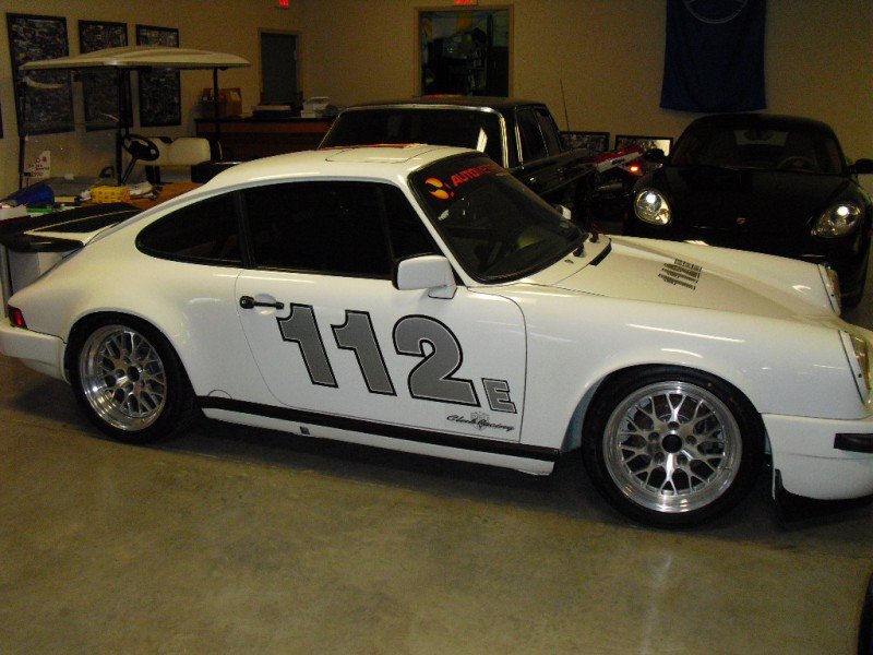 Used 1988 Porsche 911 Carrera RWD image 2