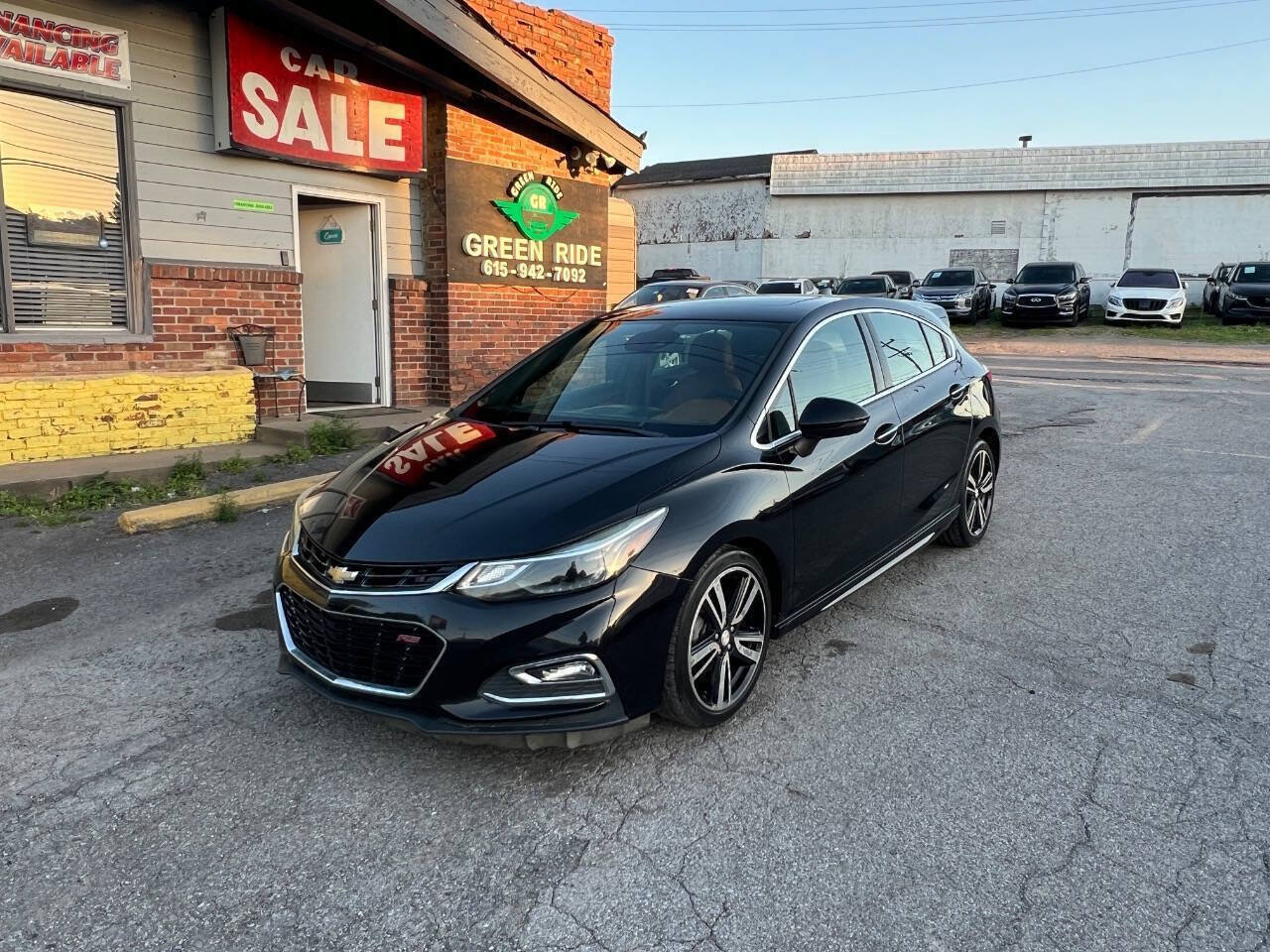 Used 2017 Chevrolet Cruze Premier FWD image 1
