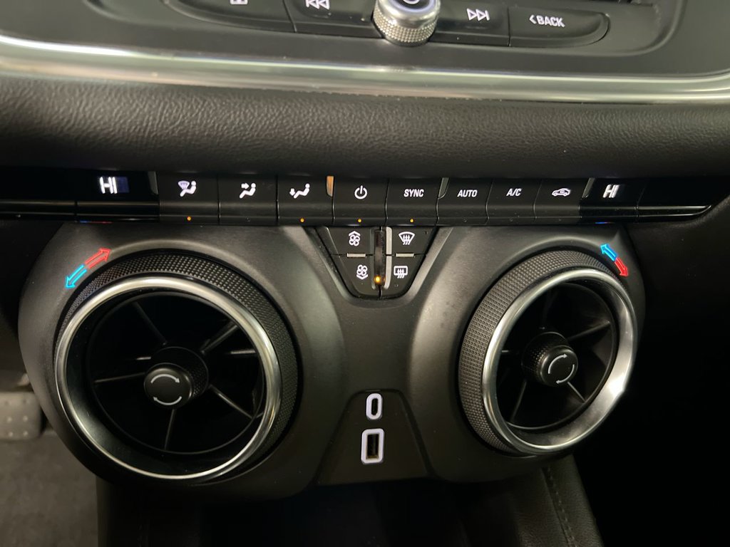 Used 2021 Chevrolet Blazer LT FWD image 16
