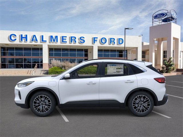 New 2025 Ford Escape SE w/ Class II Trailer Tow Package image 3