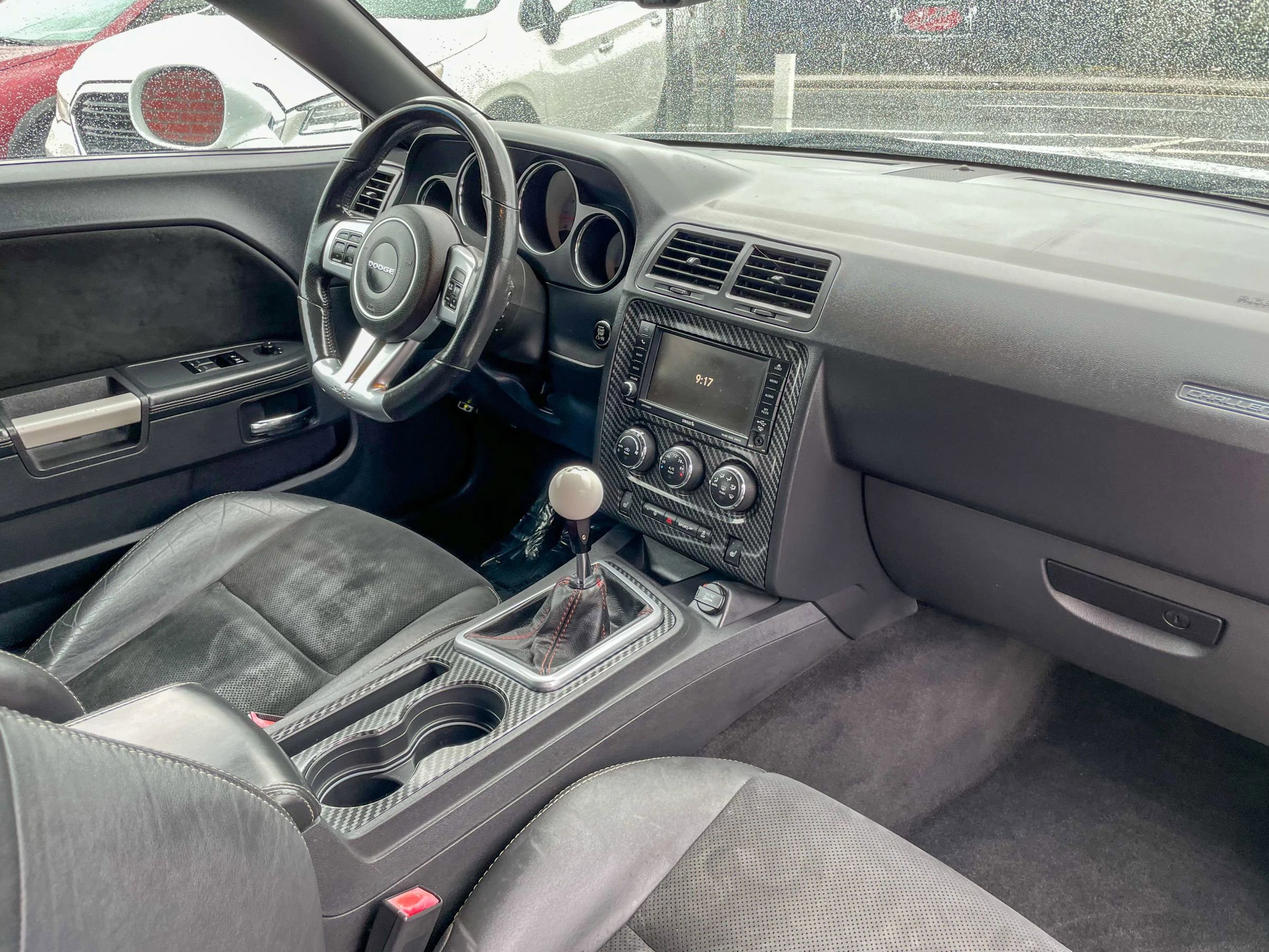 Used 2012 Dodge Challenger SRT8 image 31