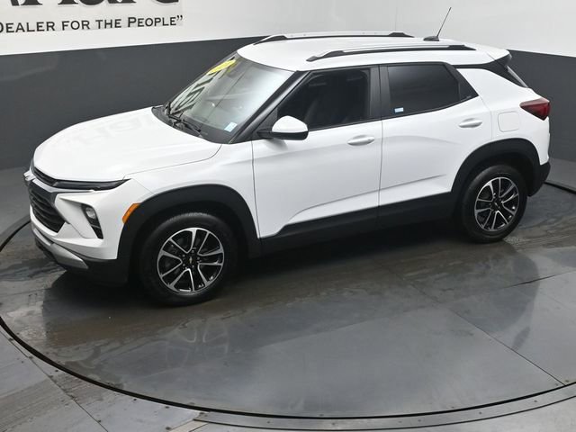 Used 2024 Chevrolet TrailBlazer LT w/ LT Cold Weather Package FWD image 44