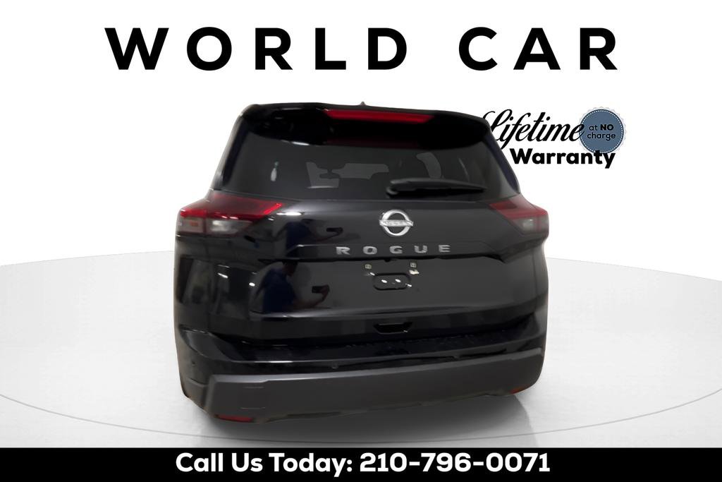 Used 2024 Nissan Rogue S image 12