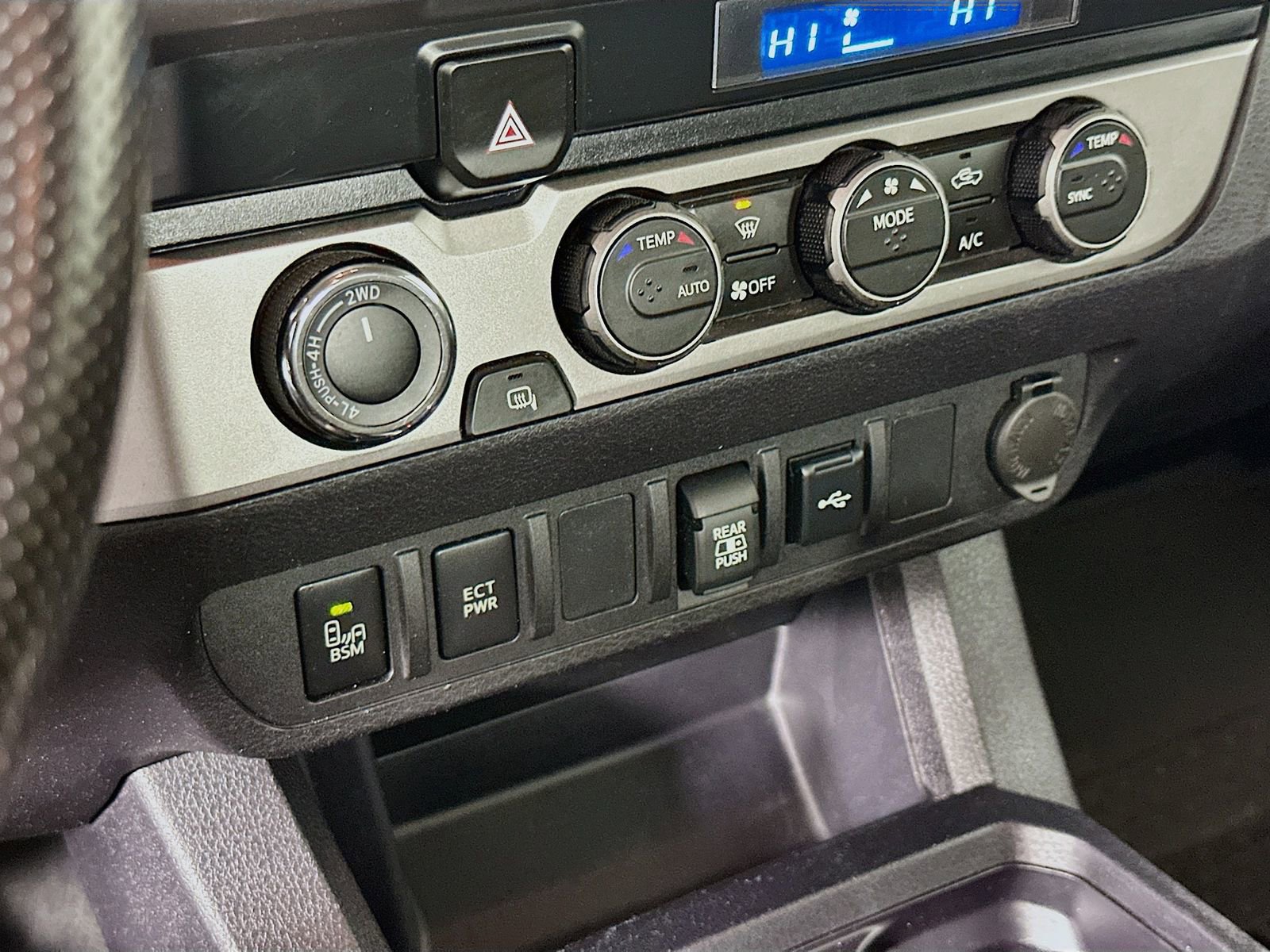 Certified 2022 Toyota Tacoma SR5 w/ Technology Package image 16