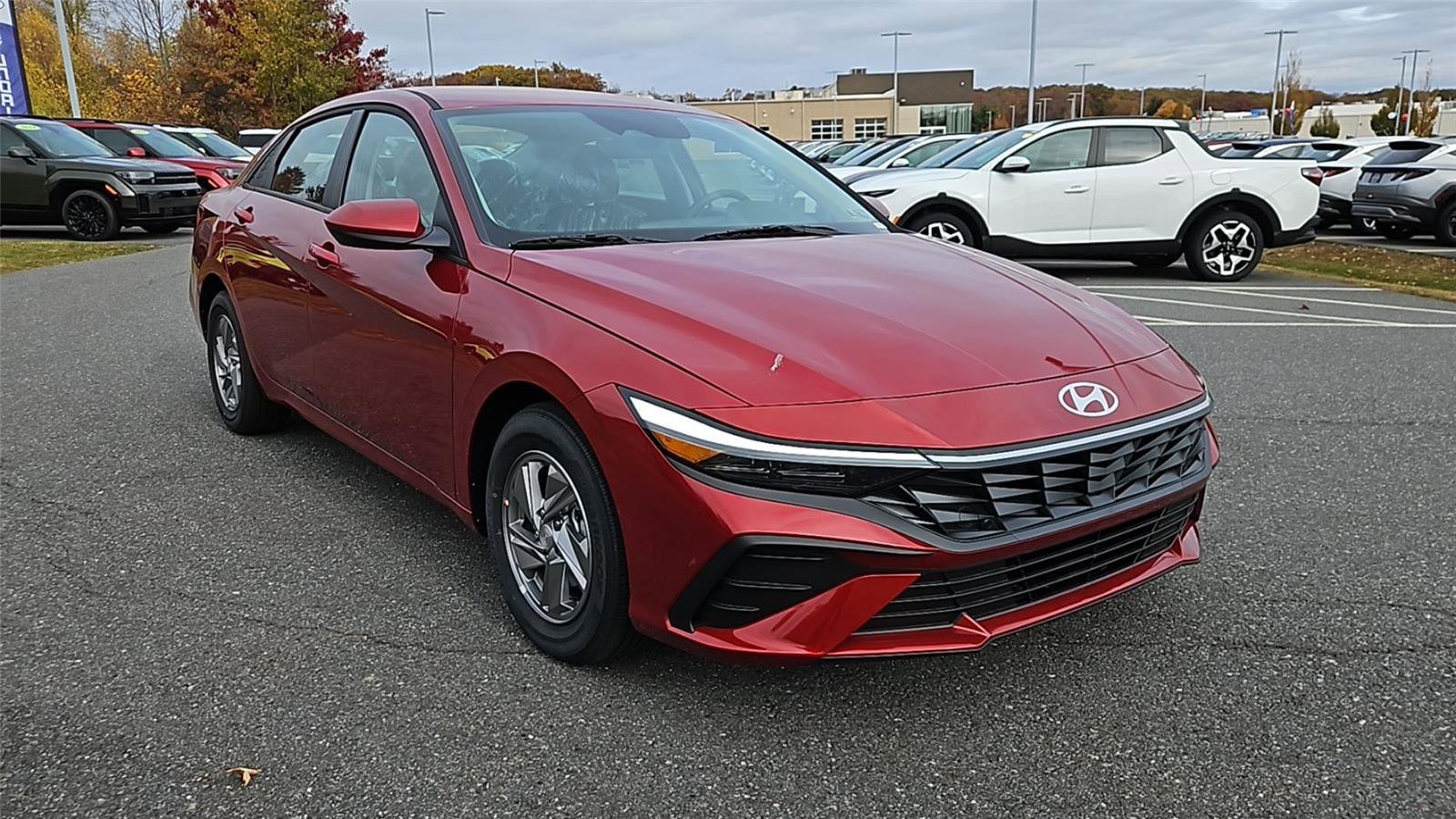 New 2025 Hyundai Elantra SE image 1