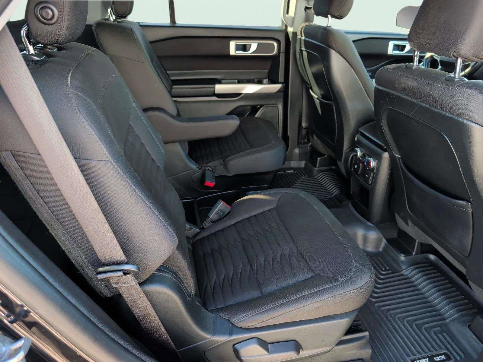 Used 2020 Ford Explorer XLT w/ Comfort Package image 17