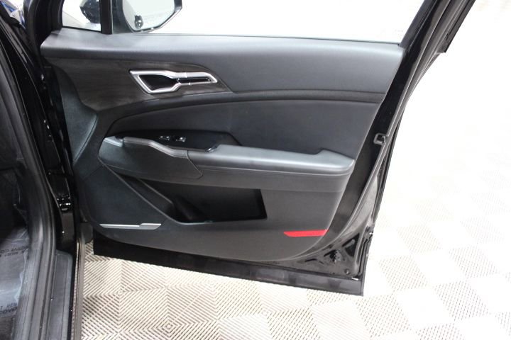 Used 2023 Kia Sportage X-Line w/ X-Line Premium Package AWD/4WD image 23