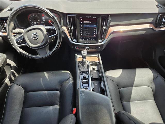 Used 2020 Volvo S60 T5 Momentum FWD image 18