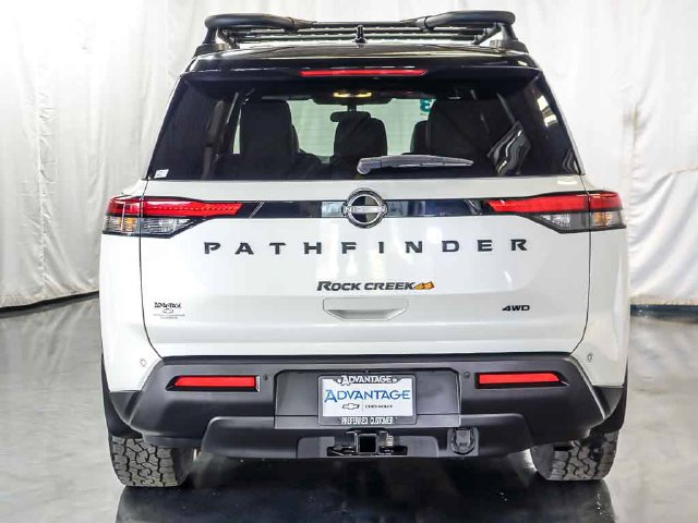 Used 2023 Nissan Pathfinder Rock Creek AWD/4WD image 8
