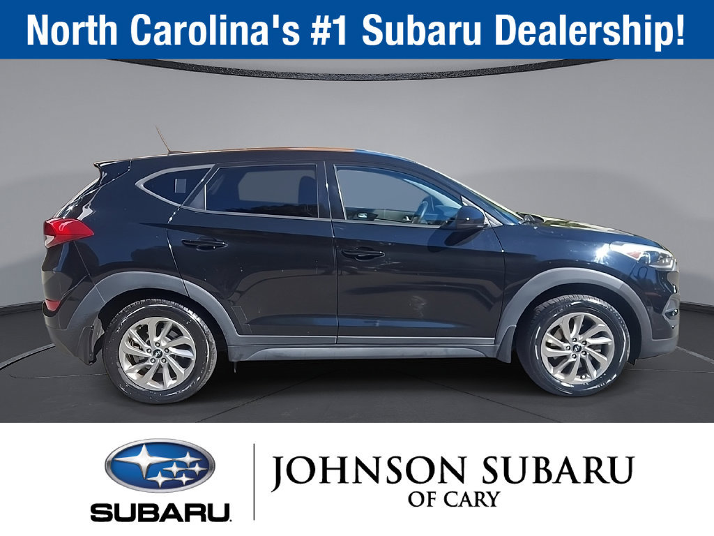 Used 2017 Hyundai Tucson SE w/ Cargo Package FWD image 5