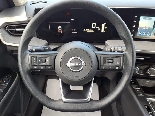 Used 2025 Nissan Kicks SV FWD image 20