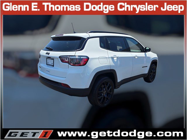 New 2026 Jeep Compass Latitude AWD/4WD image 4