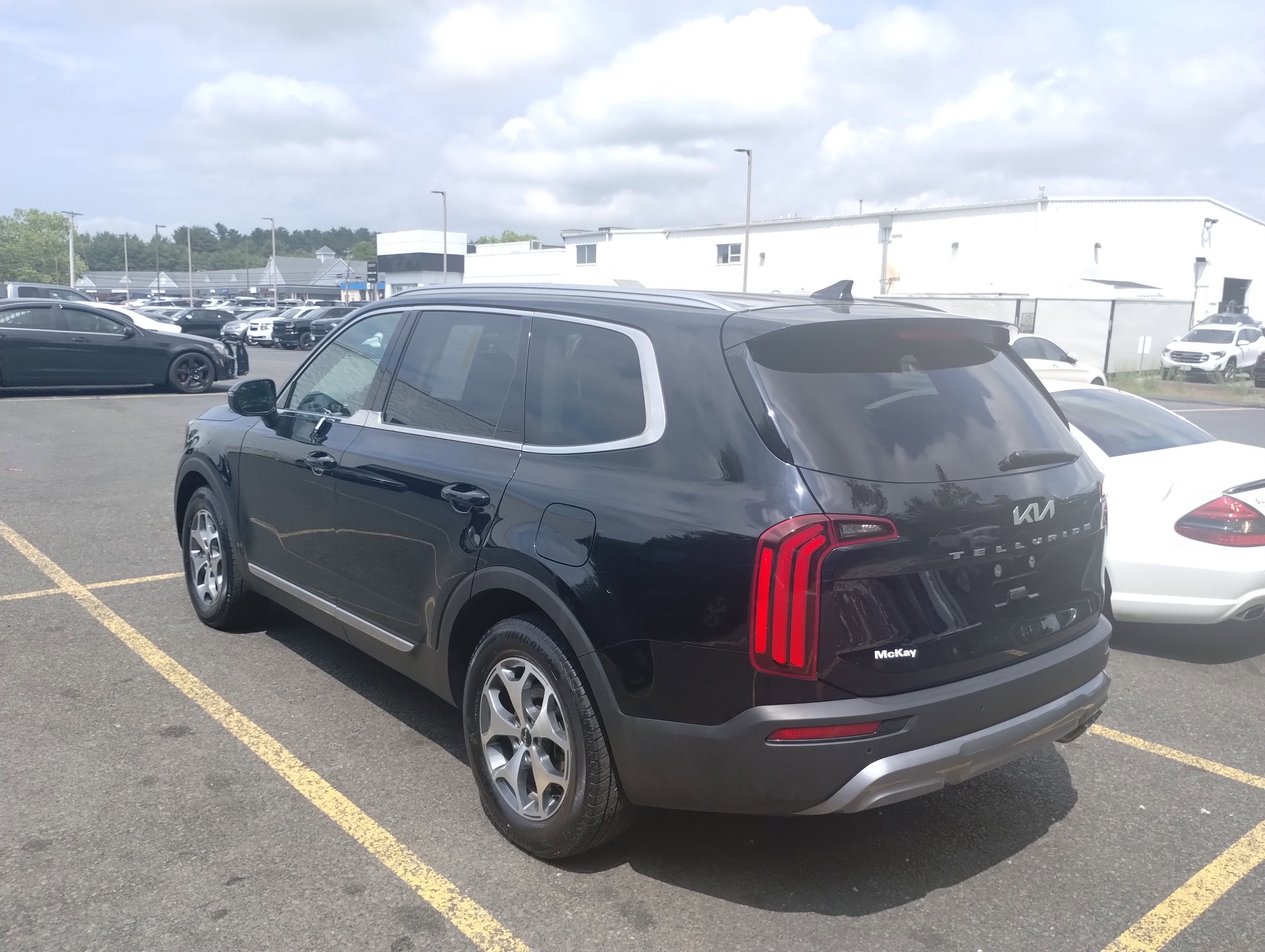 Used 2022 Kia Telluride EX image 5