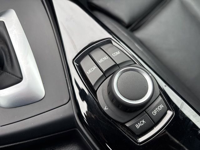 Used 2018 BMW 230i xDrive Coupe AWD/4WD image 17