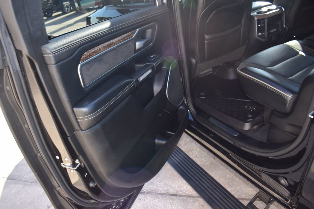 Used 2019 RAM 1500 Laramie RWD image 11