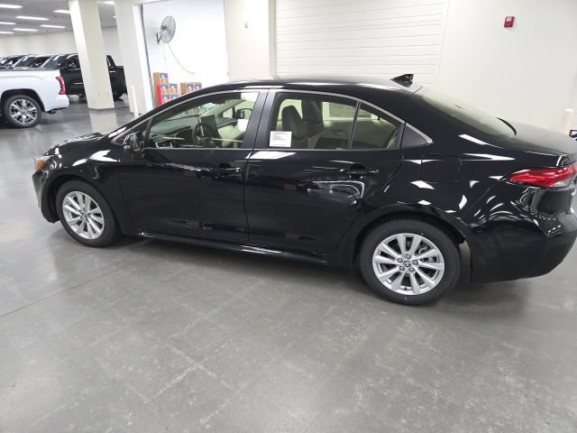 New 2026 Toyota Corolla XLE FWD image 3