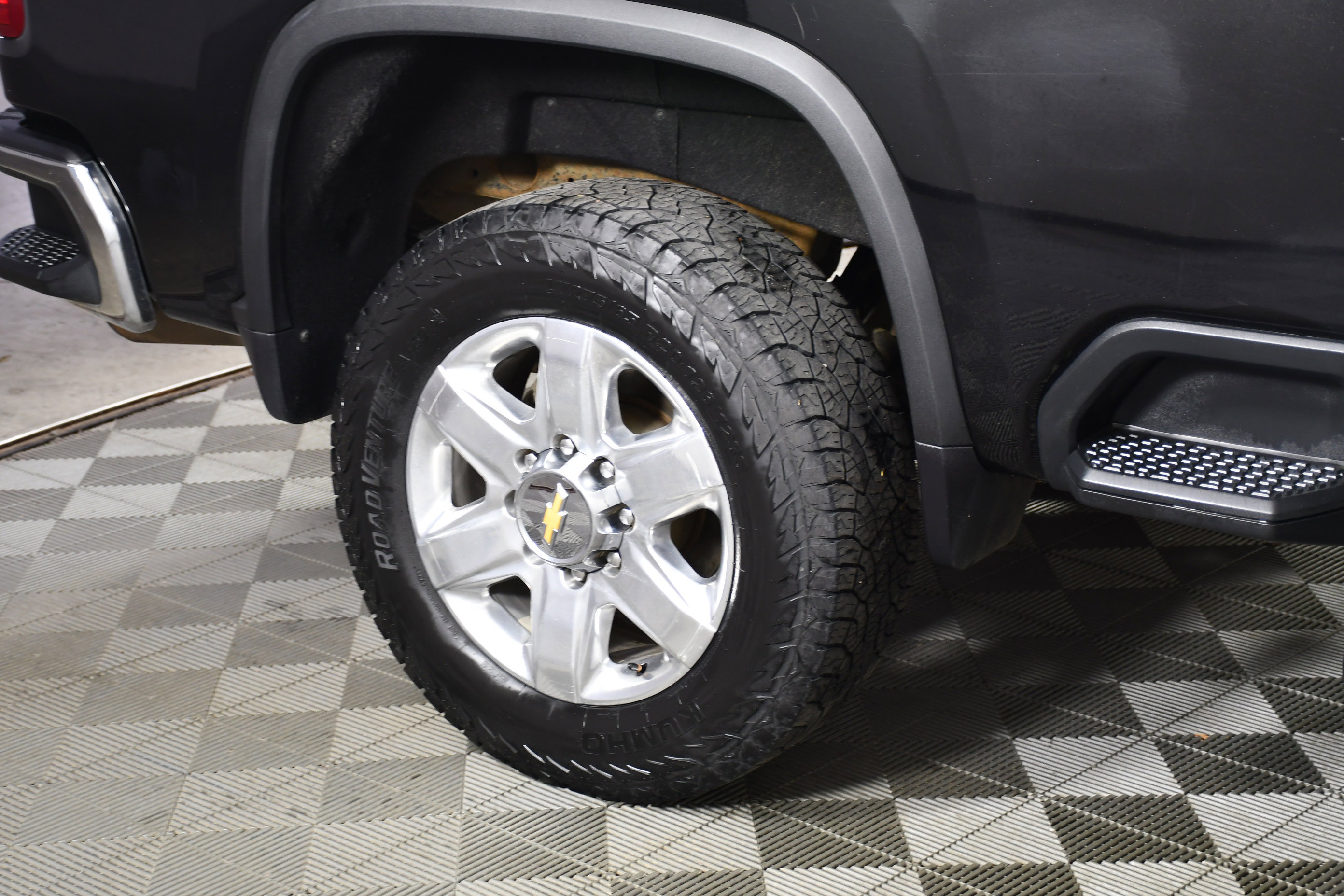 Used 2022 Chevrolet Silverado 2500 LTZ w/ LTZ Premium Package AWD/4WD image 59