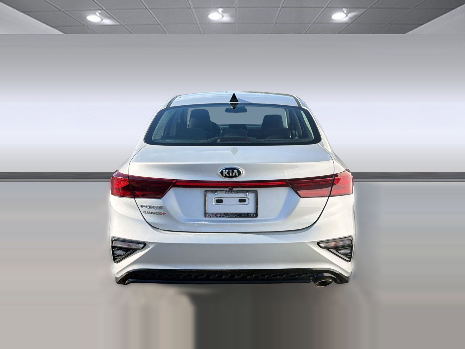 Used 2020 Kia Forte LXS FWD image 9