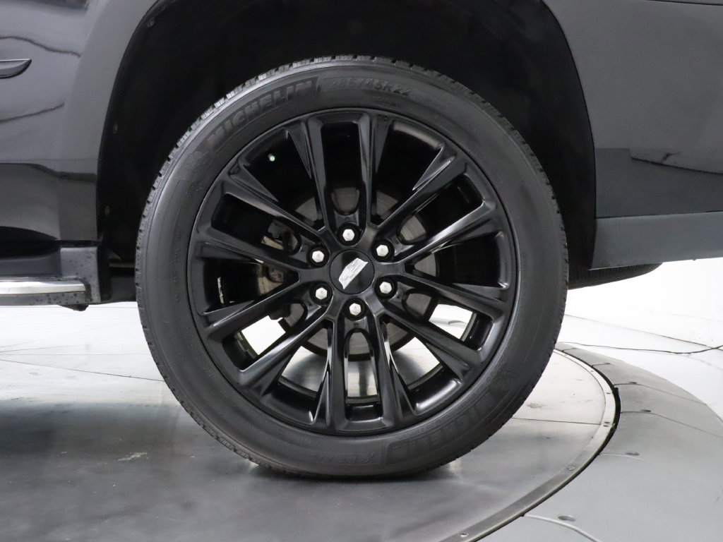 Used 2020 Cadillac Escalade Luxury w/ Escalade Sport Edition RWD image 44