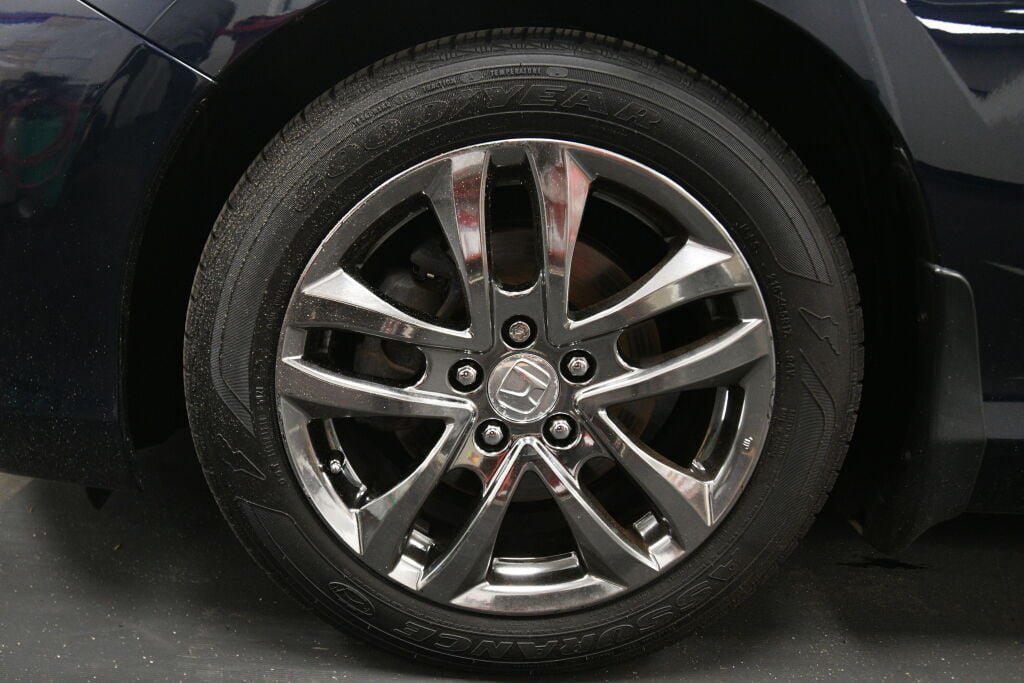Used 2024 Subaru Crosstrek 2.0i Premium AWD/4WD image 35