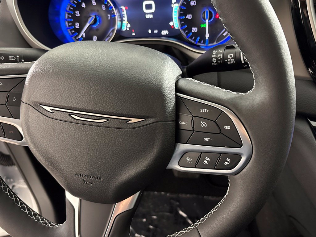 New 2027 Chrysler Pacifica LX FWD image 31