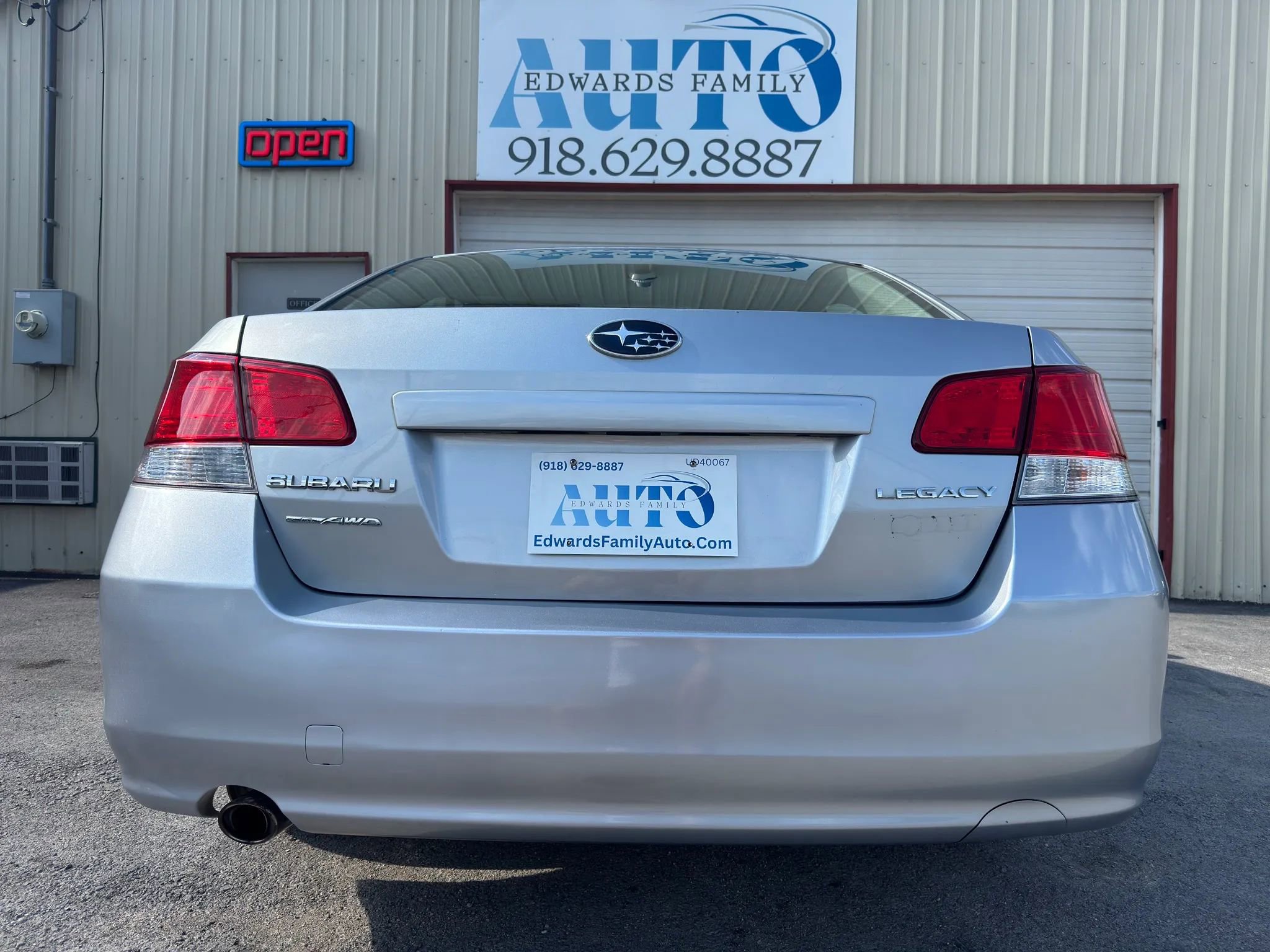 Used 2012 Subaru Legacy 2.5i Premium AWD/4WD image 22