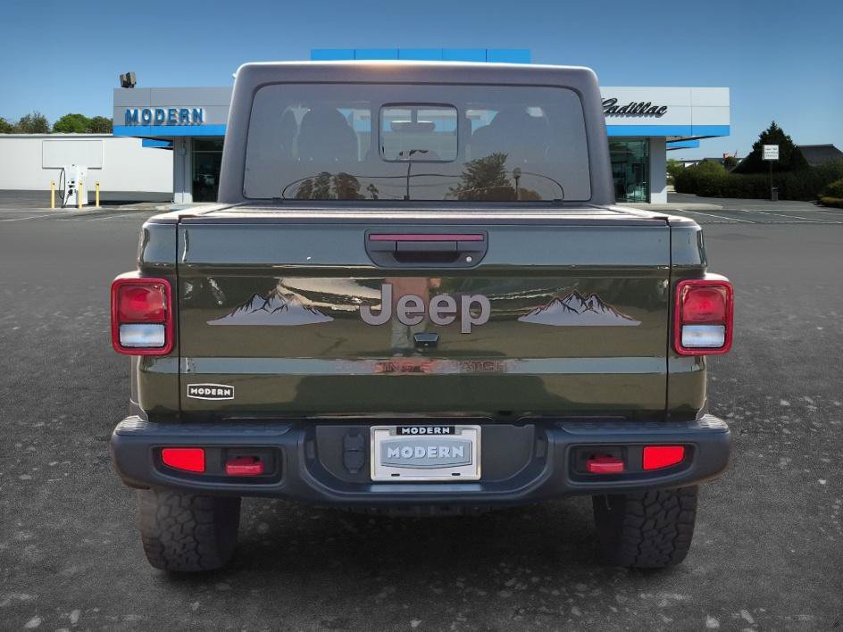 Used 2023 Jeep Gladiator Rubicon w/ Cold Weather Group AWD/4WD image 4