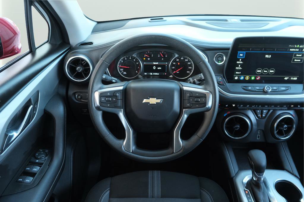 Used 2025 Chevrolet Blazer LT image 35