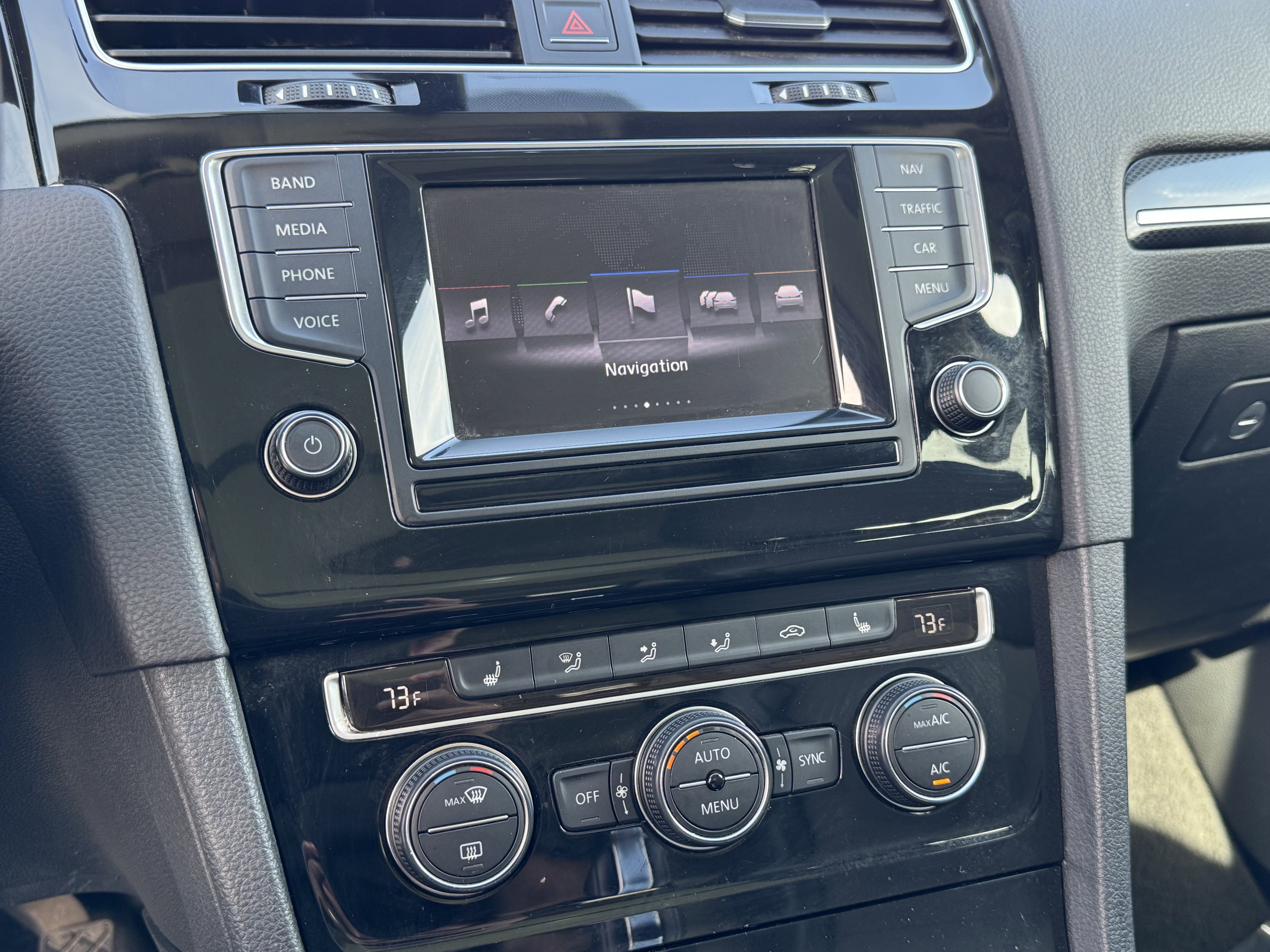 Used 2015 Volkswagen Golf TDI SEL w/ Lighting Package (SEL) image 20