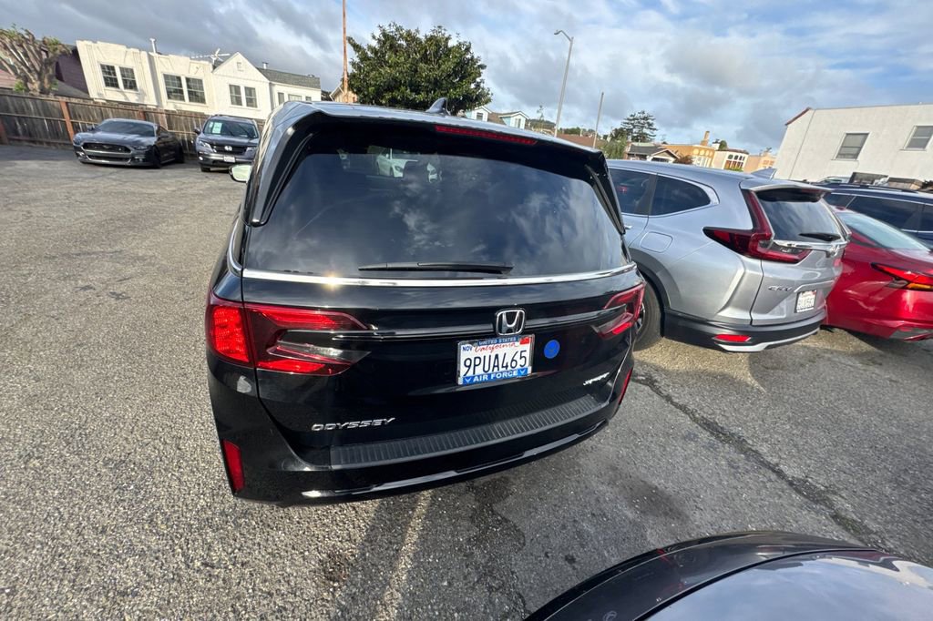 Used 2025 Honda Odyssey Sport-L image 6