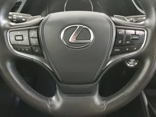 Used 2025 Lexus ES 300h w/ Premium Package FWD image 15