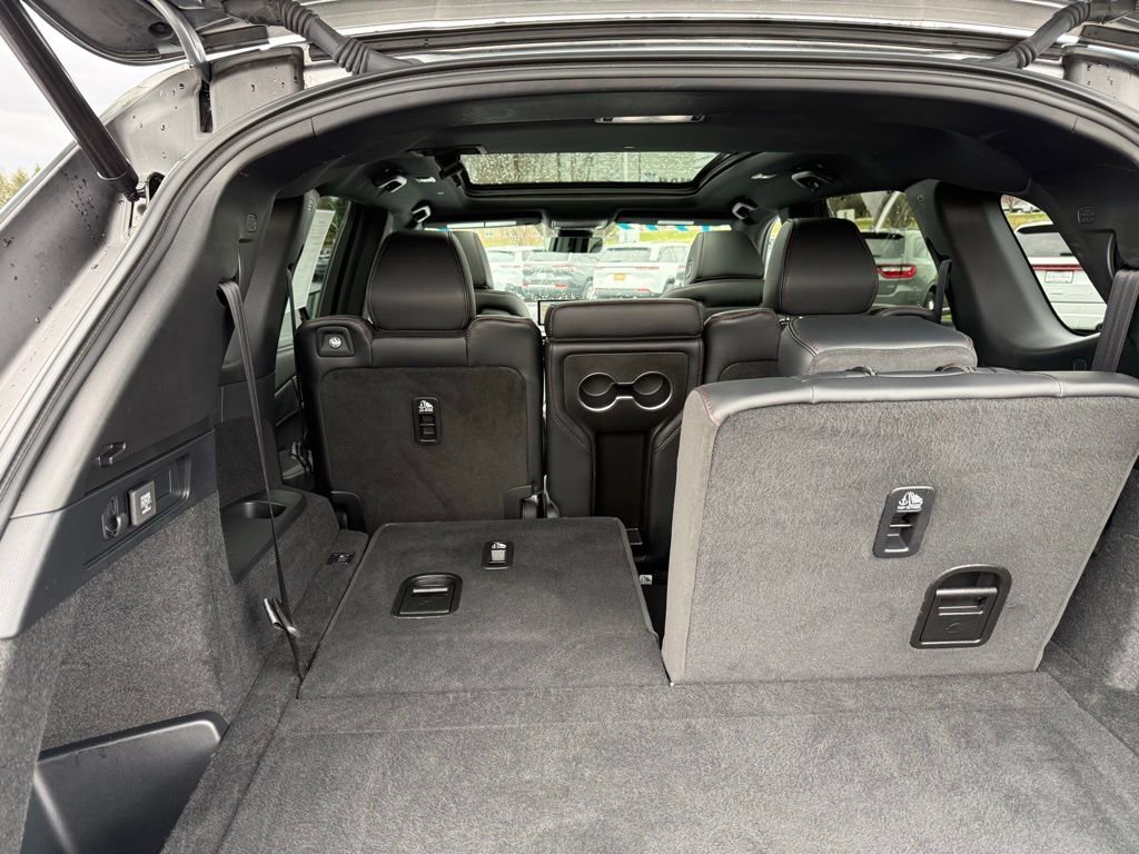 Used 2023 Acura MDX A-Spec AWD/4WD image 38