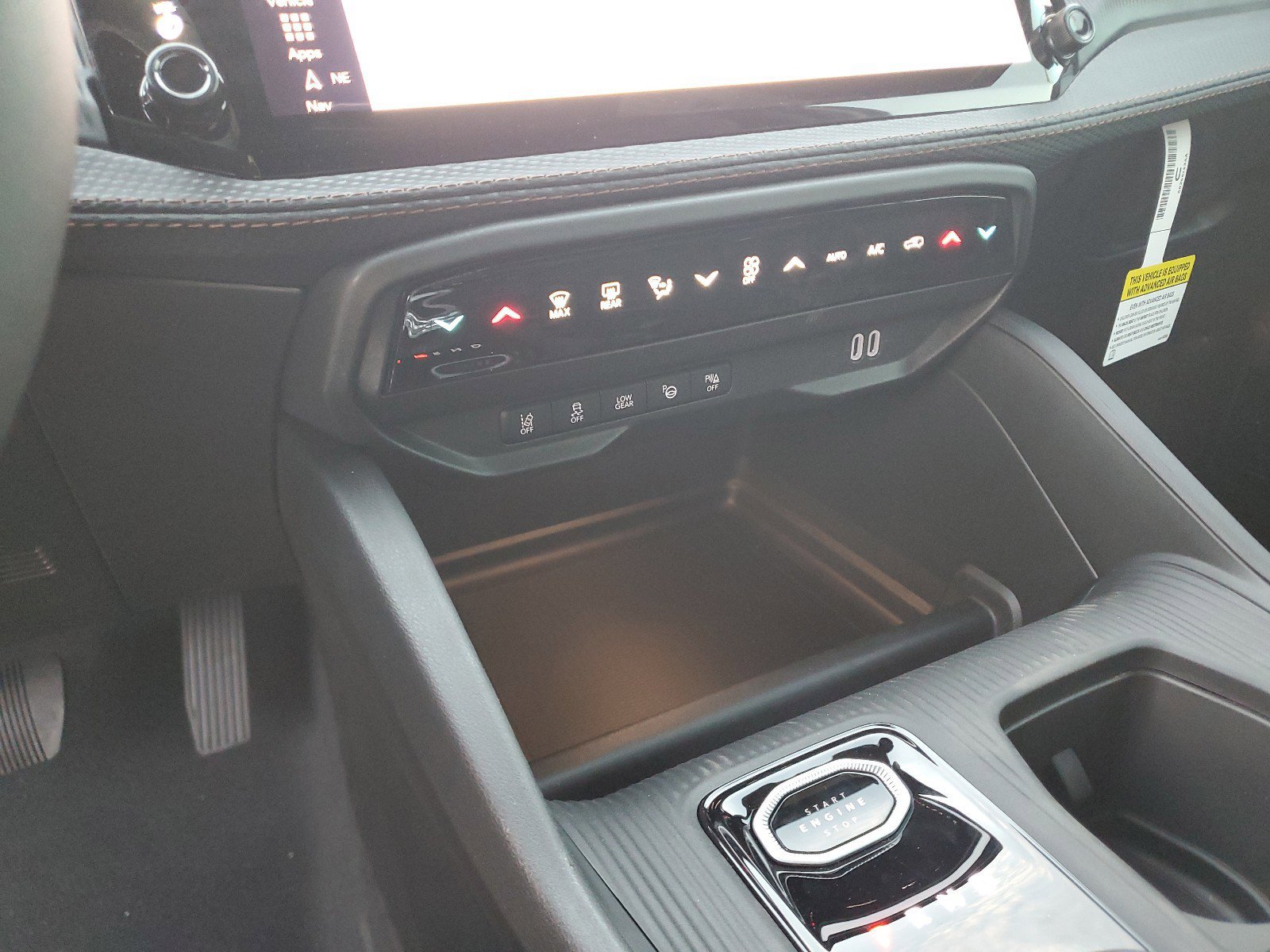 New 2026 Jeep Cherokee Overland w/ Advanced Pro Tech Group AWD/4WD image 19