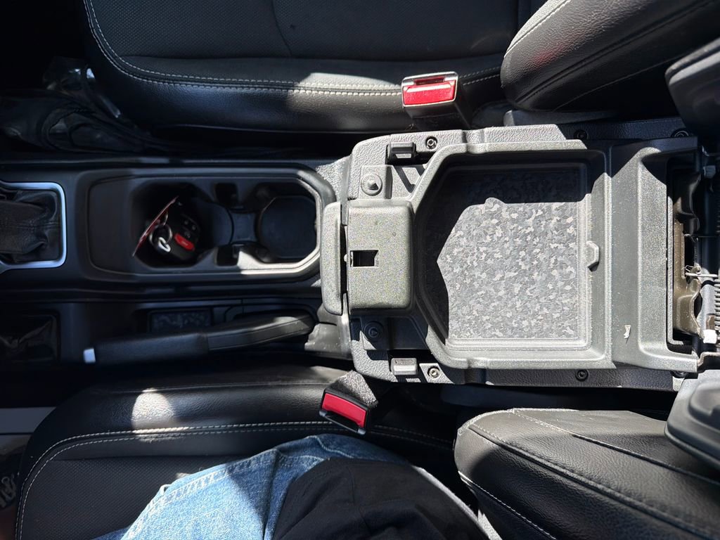 Used 2023 Jeep Gladiator Sport AWD/4WD image 26