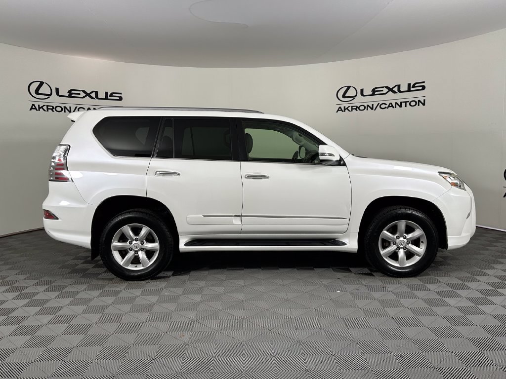 Used 2015 Lexus GX 460 w/ Navigation Package AWD/4WD image 6