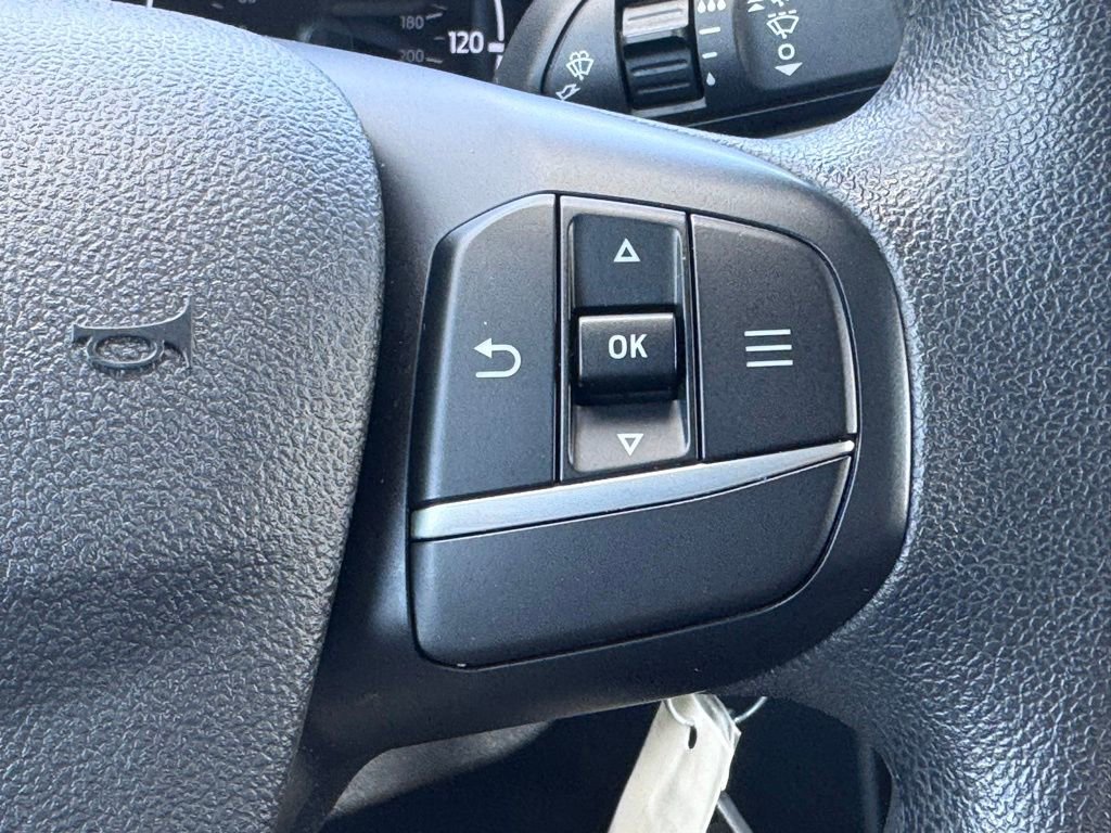 Used 2022 Ford Maverick XL FWD image 10