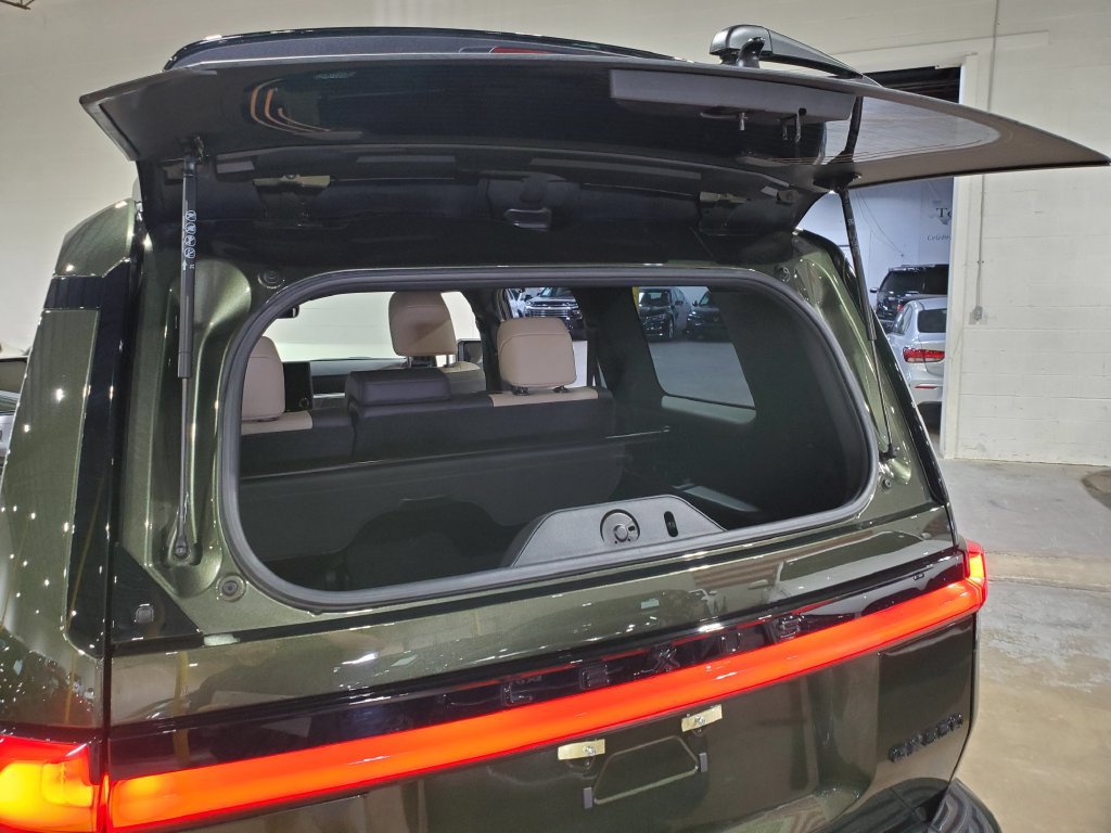 Used 2024 Lexus GX 550 AWD/4WD image 49