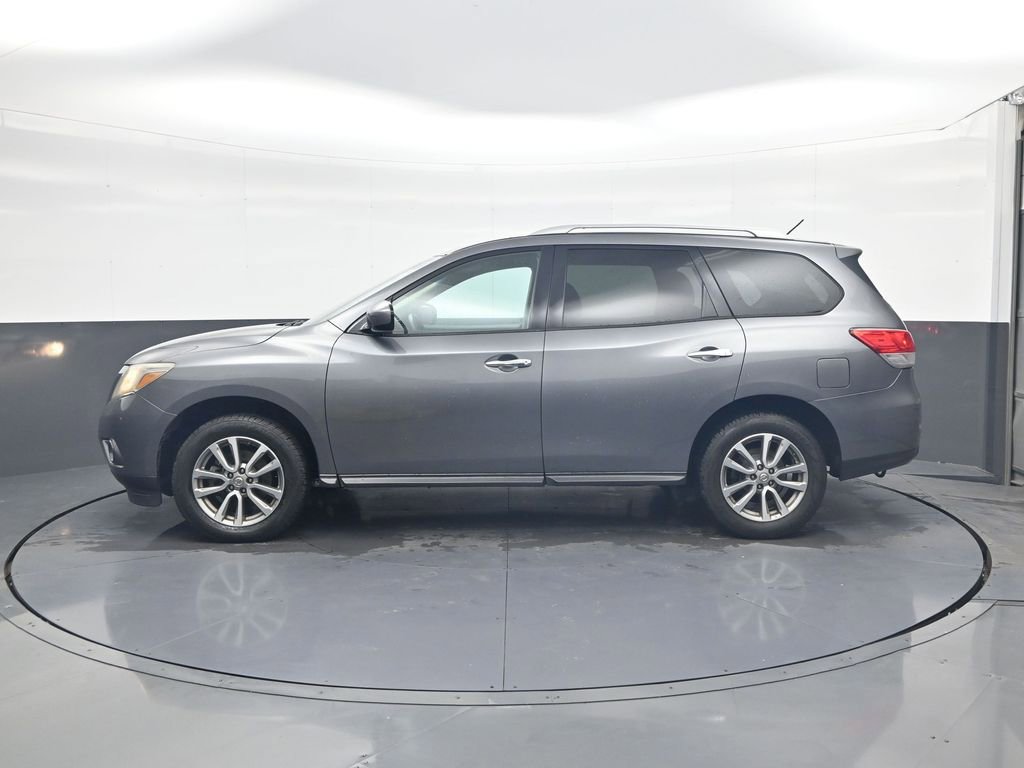 Used 2016 Nissan Pathfinder S image 4
