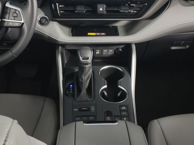 Used 2026 Toyota Highlander XLE AWD/4WD image 26