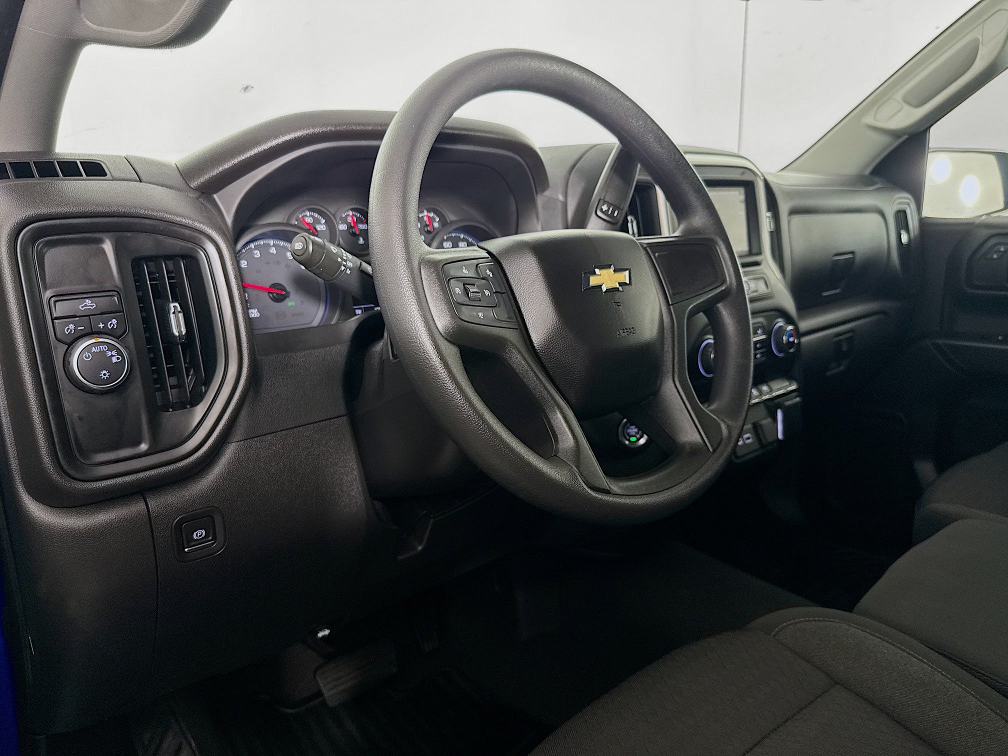 Used 2023 Chevrolet Silverado 1500 Custom w/ LPO, Dark Essentials Package RWD image 18