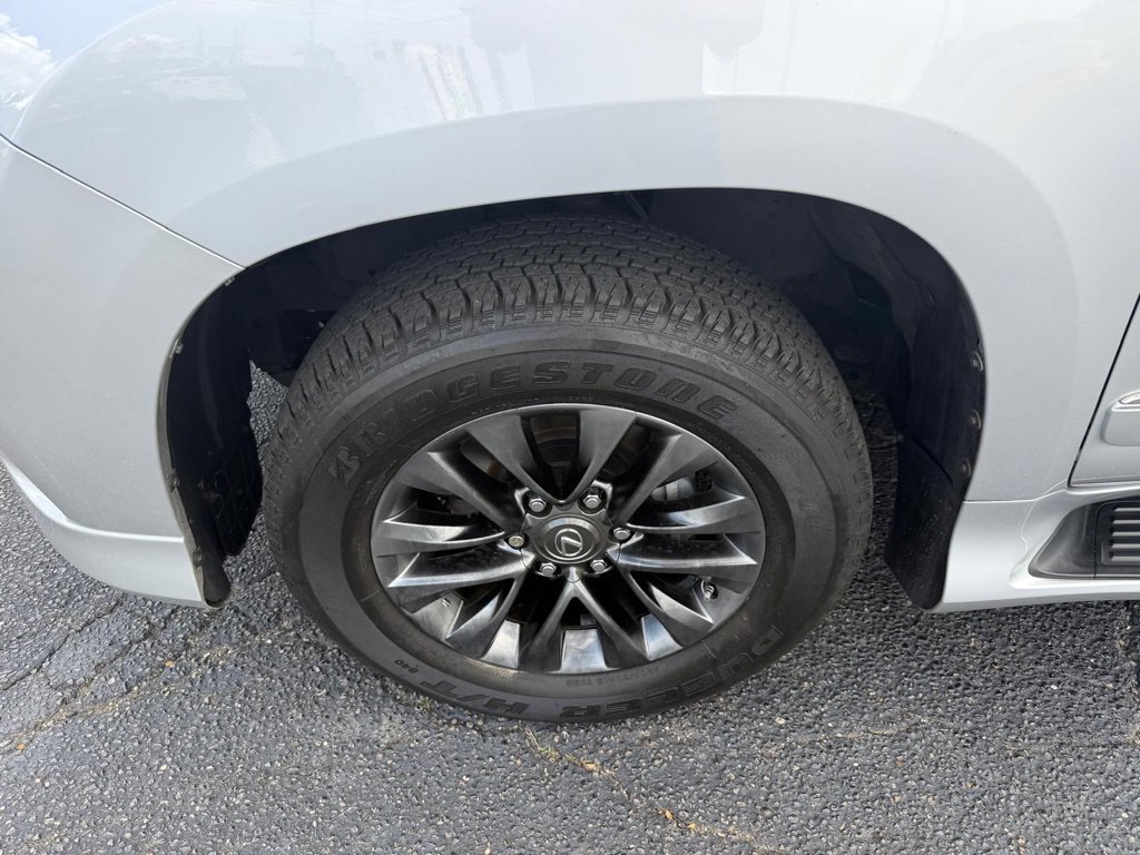Used 2014 Lexus GX 460 Luxury AWD/4WD image 10