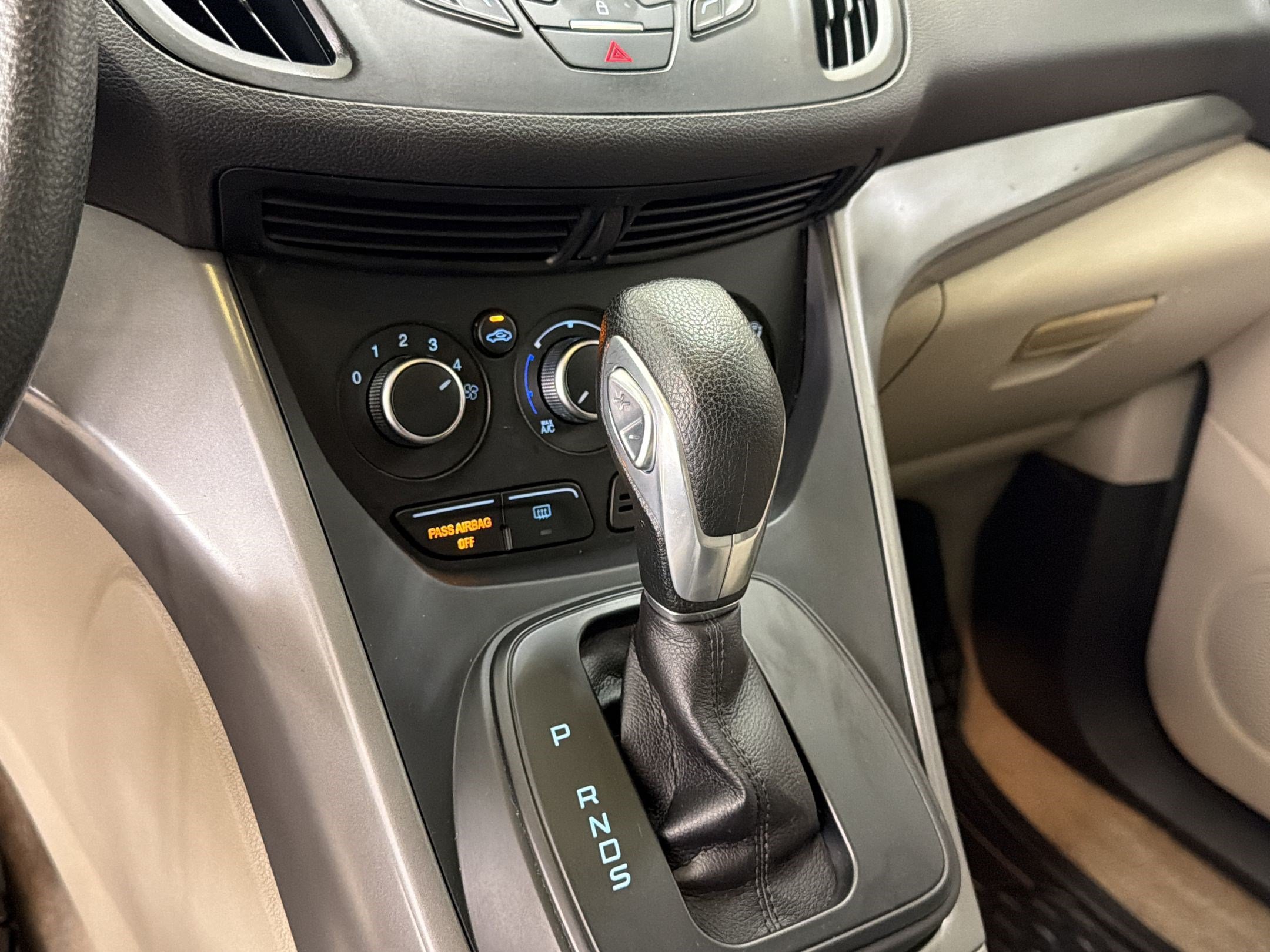Used 2015 Ford Escape SE AWD/4WD image 17