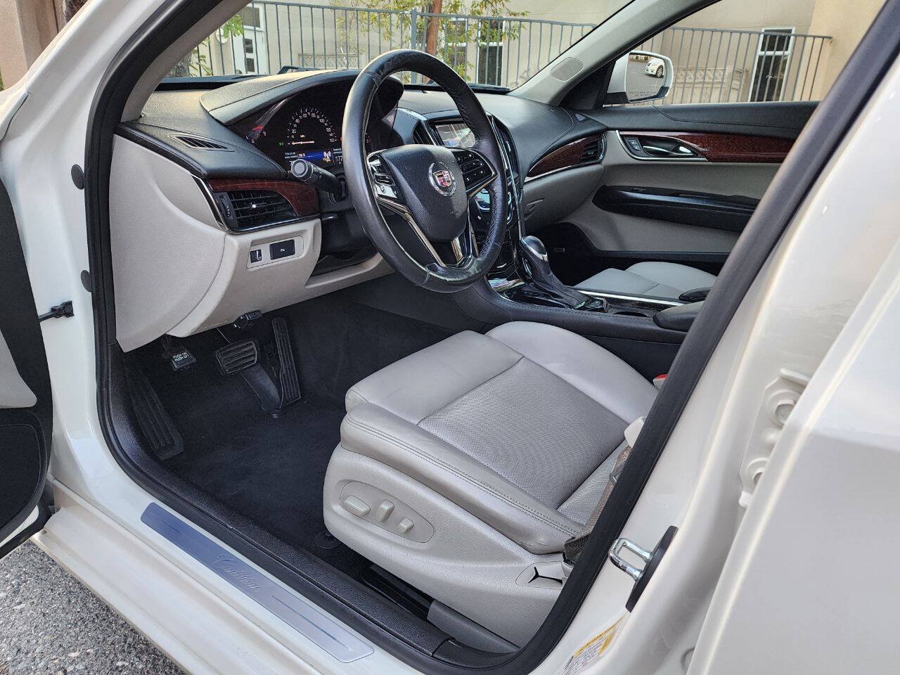 Used 2013 Cadillac ATS Luxury w/ Cold Weather Package RWD image 21