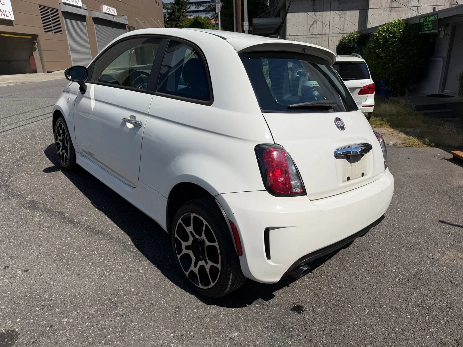 Used 2013 FIAT 500 Turbo w/ Comfort/Convenience Group FWD image 8