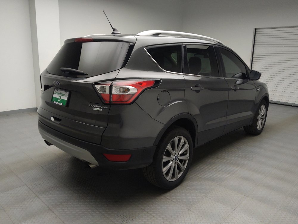 Used 2018 Ford Escape Titanium w/ Ford Safe & Smart Package FWD image 9